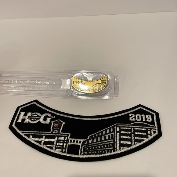 2019 Harley Davidson HOG Jacket Vest Patch and Pin Badge - Picture 1 of 4